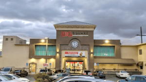 Big Square store